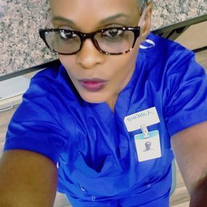 Meet your Posher, Vedetis